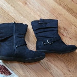 Black hotcakes boots